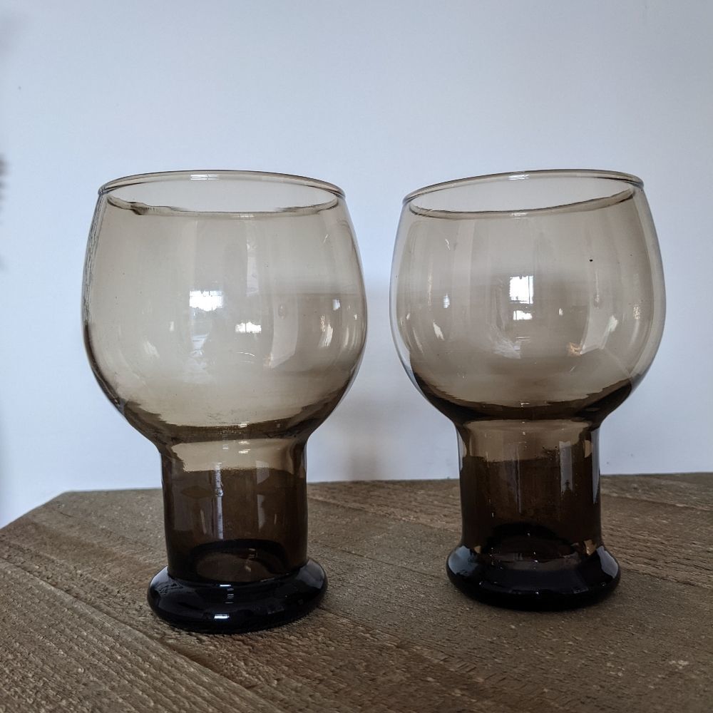 Libbey Stax smoke brown glasses beer steiners, smokey brown glass goblets